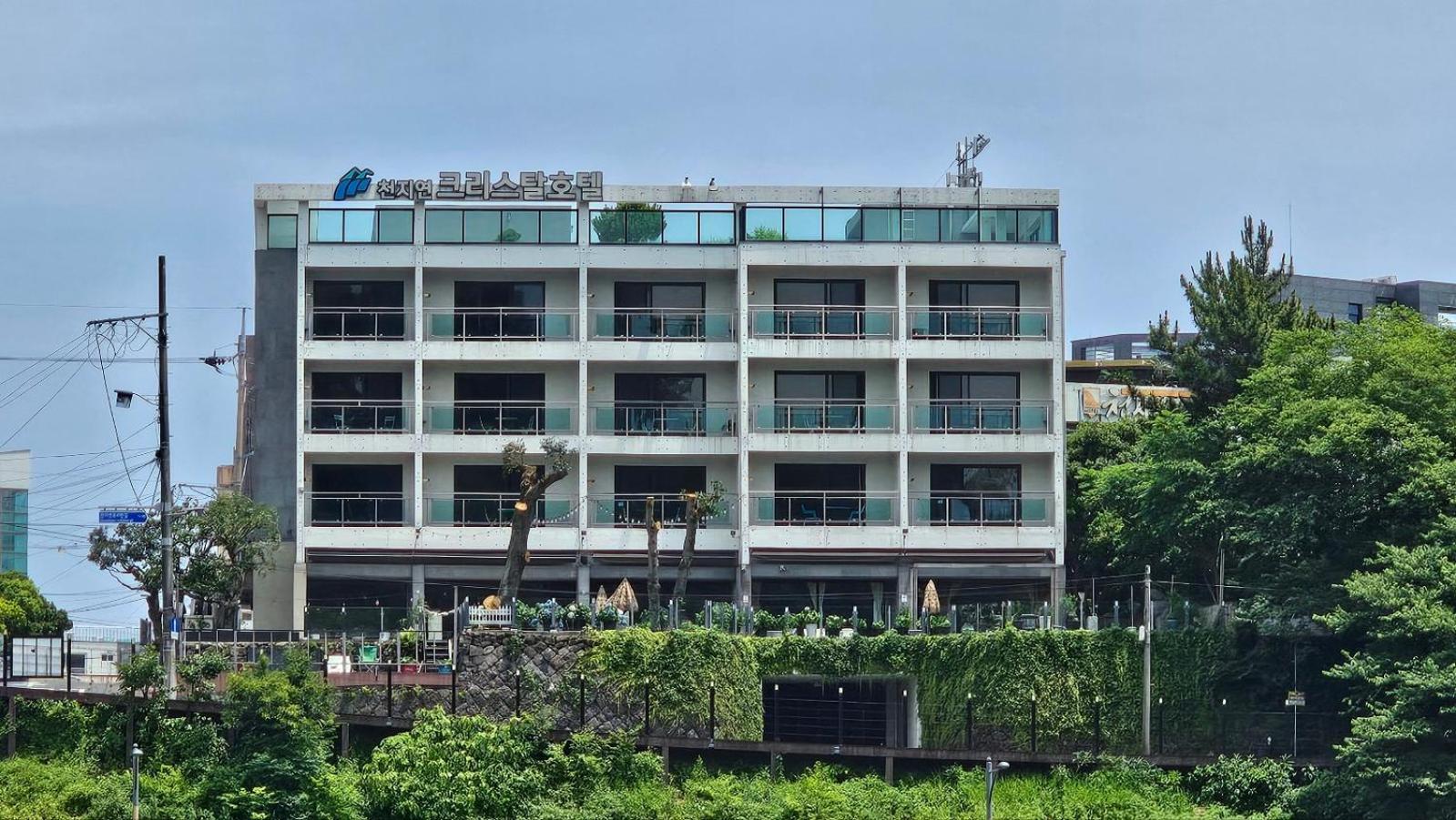 Cheonjiyeon Crystal Hotel Seogwipo Exterior foto
